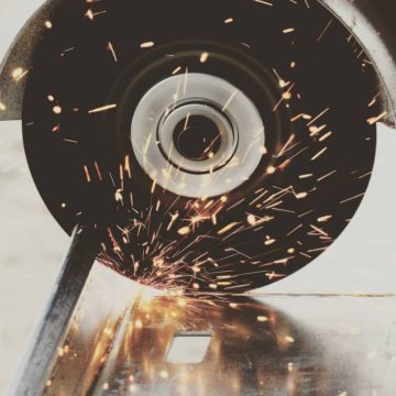 Buen lunes para todos! Encuentra el catalogo completo de #consumibles de #ferretería en nuestra web! Discos de corte, lijas, puntas de fresado, discos de pulir, brocas y mucho más. #taller #carpinteria #madera #metal #obra #workhard #